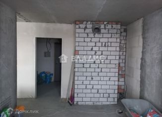 Продам 1-ком. квартиру, 40 м2, Владимир, улица Верхняя Дуброва, 42, Ленинский район