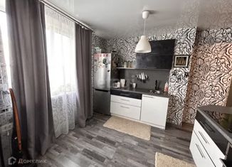 Продается 3-комнатная квартира, 63 м2, Ярцево, проспект Металлургов, 22