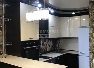 2-ком. квартира в аренду, 55 м2, Киров, Ульяновская улица, 36