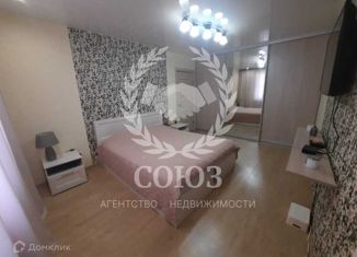 Продается 2-ком. квартира, 48.8 м2, Калуга, улица Братьев Луканиных, 15