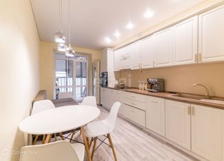 Продается двухкомнатная квартира, 56.2 м2, деревня Царёво, улица Петра Гаврилова, 38