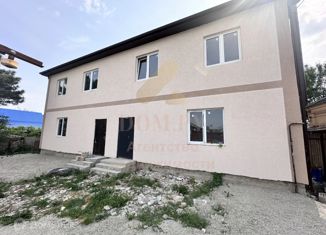 Продам таунхаус, 137 м2, Крымск, улица 3-го Интернационала