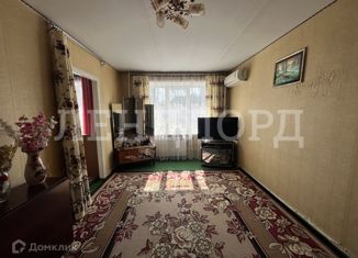 Продается 4-ком. квартира, 63 м2, Новочеркасск, улица Ларина, 24