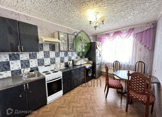 Продается трехкомнатная квартира, 72 м2, Красноярский край, Озёрная улица, 31