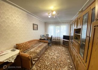 Продаю 3-ком. квартиру, 63 м2, Крым, улица Маршала Жукова, 9