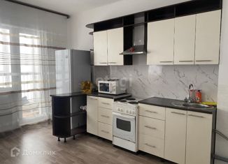 Сдаю в аренду 1-ком. квартиру, 52 м2, посёлок городского типа Белый Яр, улица Единства, 10