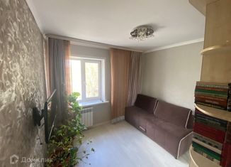 Продается 2-ком. квартира, 35.5 м2, Курган, 1-й микрорайон, 6