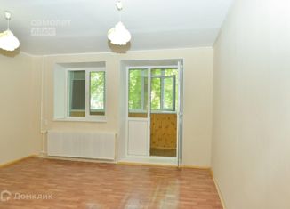 Продаю комнату, 38 м2, Оренбург, Беляевская улица, 35, Ленинский район