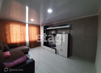 Сдается двухкомнатная квартира, 44 м2, Ялуторовск, Заводоуковская улица, 2