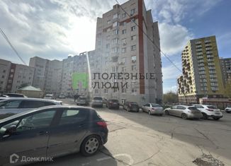 Продаю двухкомнатную квартиру, 80 м2, Ижевск, улица имени Репина, 35к1