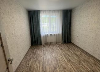 Продается 2-ком. квартира, 49.6 м2, поселок городского типа Солнечный, улица Ленина, 25
