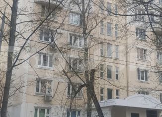 Продаю трехкомнатную квартиру, 74.8 м2, Москва, улица Дыбенко, 26к3, улица Дыбенко