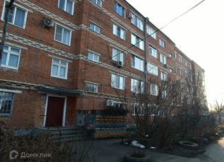 Двухкомнатная квартира в аренду, 51.6 м2, Апшеронск, улица Ворошилова, 57