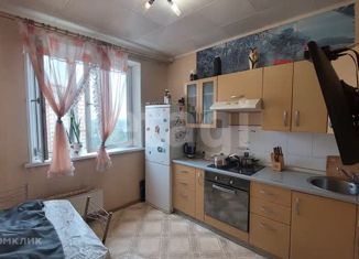 Продаю 2-ком. квартиру, 52.7 м2, дачный посёлок Кокошкино, улица Дзержинского, 4