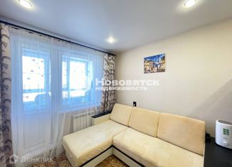 Продам квартиру студию, 24 м2, Киров, улица Мира, 10, Нововятский район