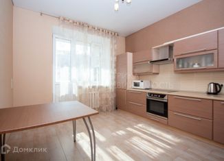 Продается 2-комнатная квартира, 78.1 м2, Тюмень, Мельничная улица, 83к2