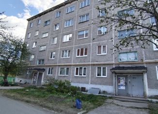 Продается двухкомнатная квартира, 40.9 м2, Свердловская область, улица Мира, 1Б