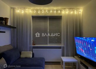 Продаю 2-ком. квартиру, 61 м2, поселок Бугры, ЖК Энфилд, улица Шекспира, 1к2