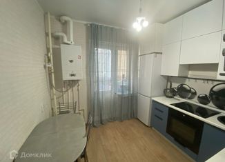 Продается 2-ком. квартира, 52.8 м2, Астраханская область, улица Аксакова, 14к3