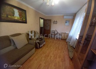 Продажа 3-комнатной квартиры, 60 м2, Шахты, улица Образцова, 2А