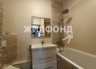 Продаю 3-ком. квартиру, 84 м2, Новосибирск, улица Ясный Берег, 4, улица Ясный Берег