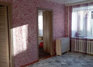 Продается 4-ком. квартира, 62.5 м2, Курган, улица Карбышева, 62, район Рябково