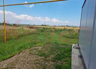 Продаю участок, 450 сот., Адыгейск, площадь Великой Отечественной войны