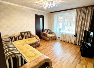 Продажа 3-комнатной квартиры, 51.4 м2, Нижнекамск, проспект Строителей, 3