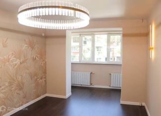 Продаю 4-комнатную квартиру, 81.3 м2, посёлок городского типа Дагомыс, Армавирская улица, 120