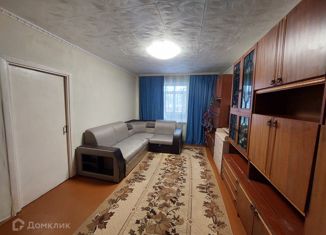Продам трехкомнатную квартиру, 64 м2, Соликамск, Красный бульвар, 6