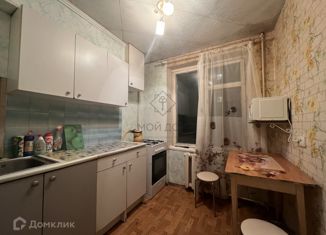 Аренда 1-ком. квартиры, 32 м2, Москва, Болотниковская улица, 35/2, район Зюзино