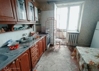 Продам 3-комнатную квартиру, 68 м2, Феодосия, улица Челнокова, 98