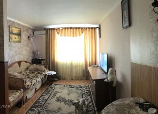 Продам 2-комнатную квартиру, 36.7 м2, Евпатория, улица Конституции, 34