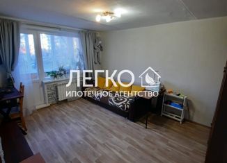 Продается двухкомнатная квартира, 43.2 м2, Новосибирск, Курганская улица, 32, Курганская улица