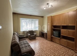 Сдается в аренду однокомнатная квартира, 40 м2, Новый Уренгой, Надымская улица, 3А