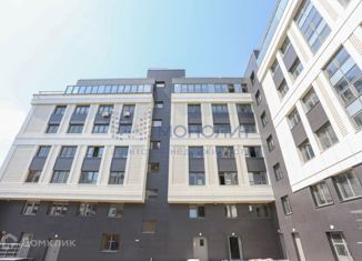 Продаю 2-комнатную квартиру, 70.8 м2, Нижний Новгород, площадь Минина и Пожарского, 4А, площадь Минина и Пожарского