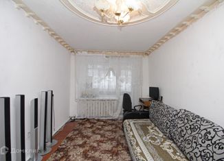Продается 2-ком. квартира, 44 м2, Тюменская область, улица Нефтяников, 72Б