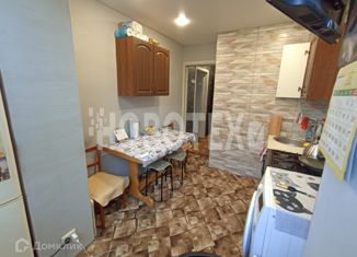 3-ком. квартира на продажу, 56 м2, Апшеронск, улица Ленина, 35