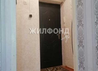 Продаю 1-ком. квартиру, 25 м2, Георгиевск, улица Калинина, 2