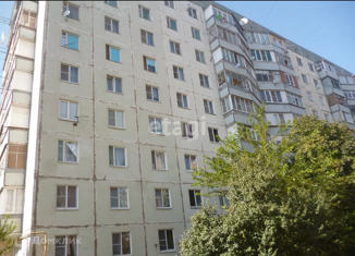 Продаю трехкомнатную квартиру, 59.2 м2, Карачаево-Черкесия, Октябрьская улица, 336