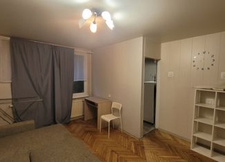 Продам 3-комнатную квартиру, 42 м2, Санкт-Петербург, метро Проспект Ветеранов, бульвар Новаторов, 78