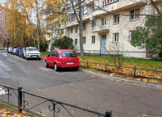 Продам трехкомнатную квартиру, 68.3 м2, Санкт-Петербург, улица Нахимова, 3к1, улица Нахимова