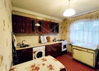 Продается двухкомнатная квартира, 47.4 м2, поселок городского типа Свободы, 1-я Набережная улица, 24