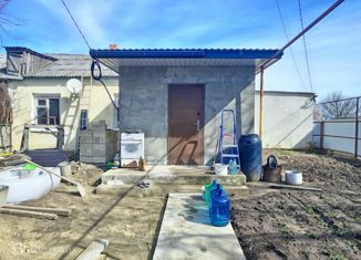 Продается двухкомнатная квартира, 55 м2, Темрюк, Черноморская улица, 1