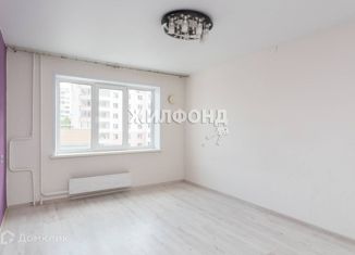 Продаю трехкомнатную квартиру, 74 м2, Новосибирск, улица Михаила Немыткина, 8/1, улица Михаила Немыткина