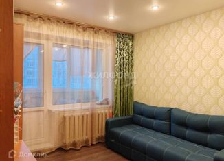 Продажа 2-ком. квартиры, 47.1 м2, Новосибирск, улица Тружеников, 5, улица Тружеников