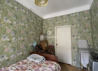 Продажа 4-ком. квартиры, 77 м2, Москва, метро Бауманская, Аптекарский переулок, 3/22