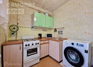 Продаю 3-ком. квартиру, 60 м2, Алексин, Арматурная улица, 3Б