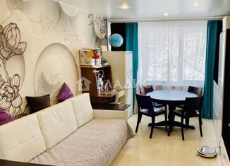 Продается трехкомнатная квартира, 61.3 м2, Санкт-Петербург, улица Черкасова, 12к2, улица Черкасова