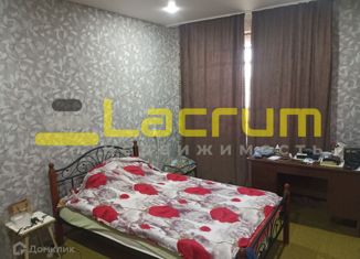 Продается 3-комнатная квартира, 68 м2, Красноярск, улица Сергея Лазо, 36